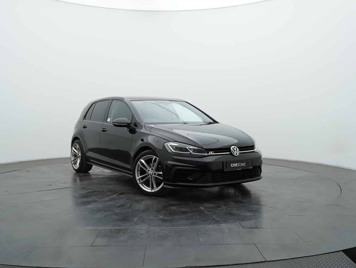 Volkswagen_Golf_2020_Gray_B2C_CARSOME