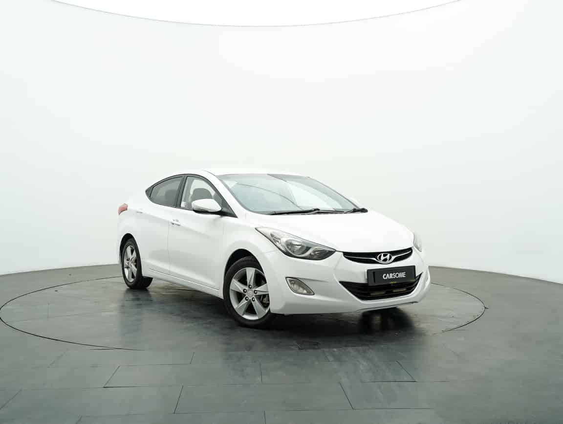 Inokom_Elantra_2014_White_B2C_CARSOME