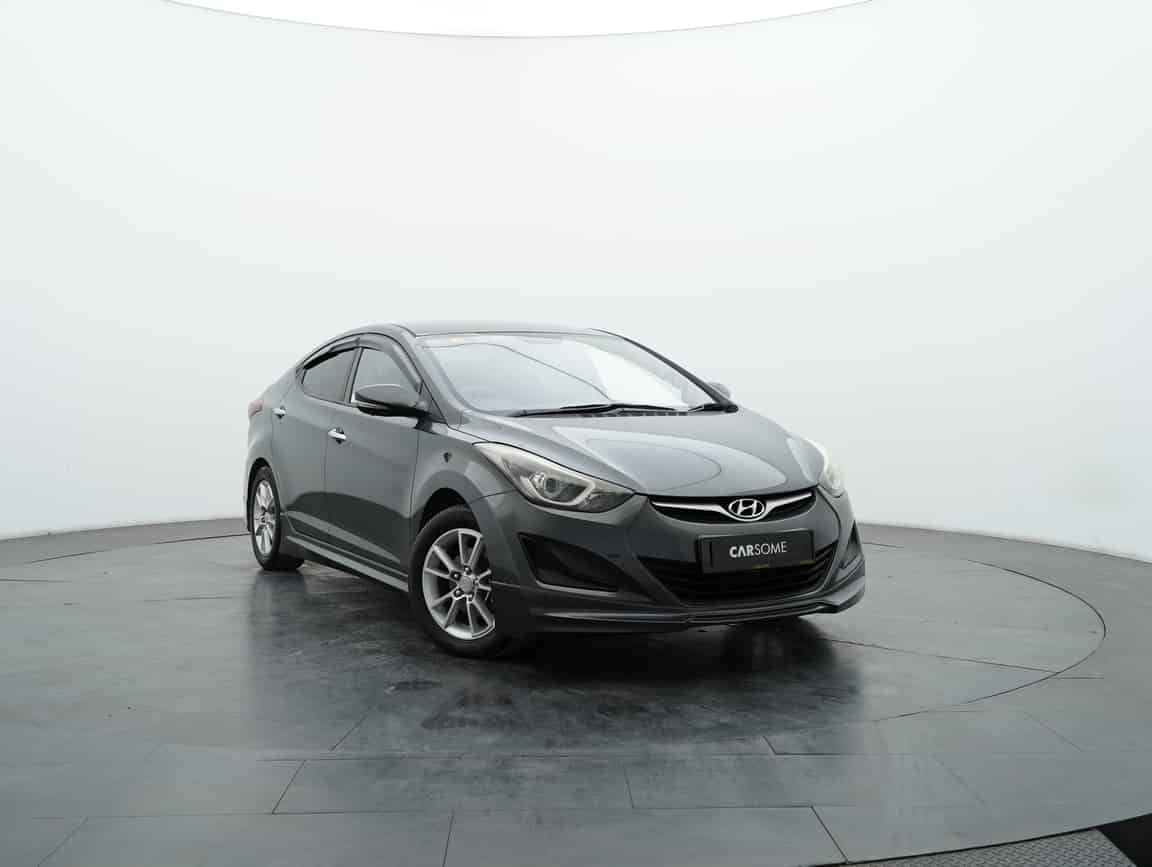 Hyundai_Elantra_2015_Kelabu_B2C_CARSOME