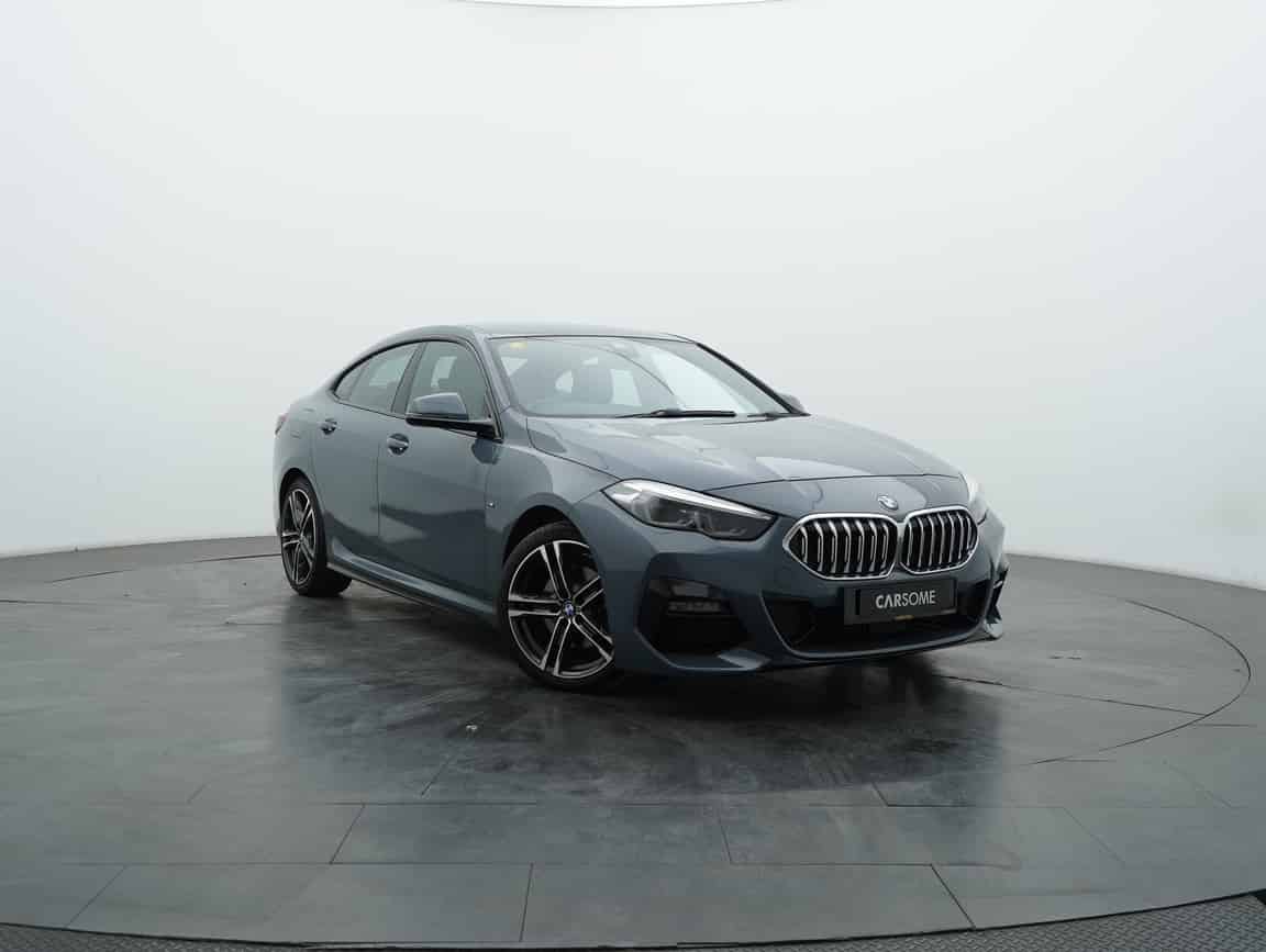 BMW_218i_2020_Gray_B2C_CARSOME