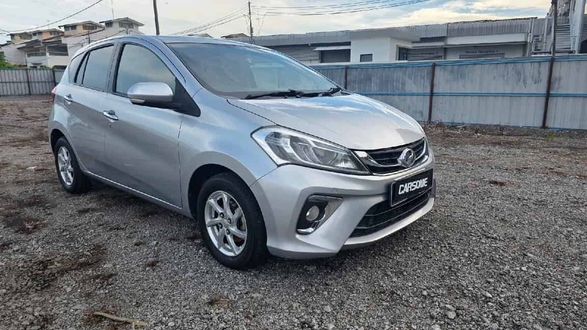 Perodua_Myvi_2017_Silver_B2C_CARSOME