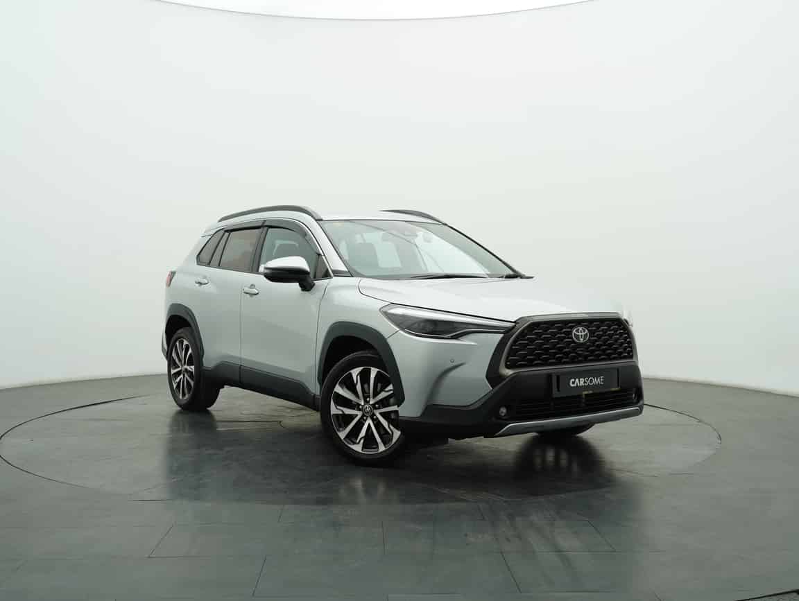 Toyota_Corolla Cross_2022_Silver_B2C_CARSOME