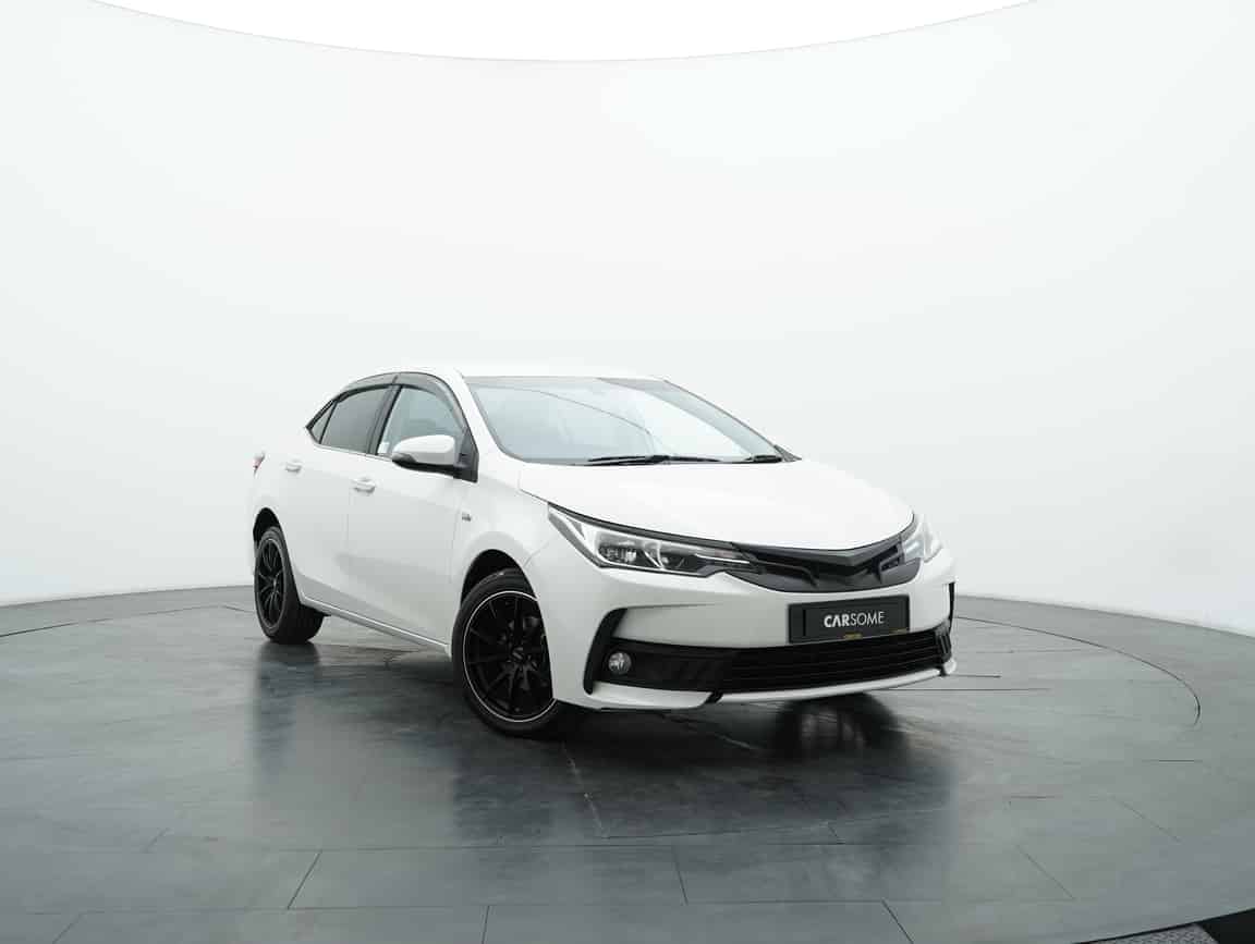 Toyota_Corolla Altis_2018_White_B2C_CARSOME