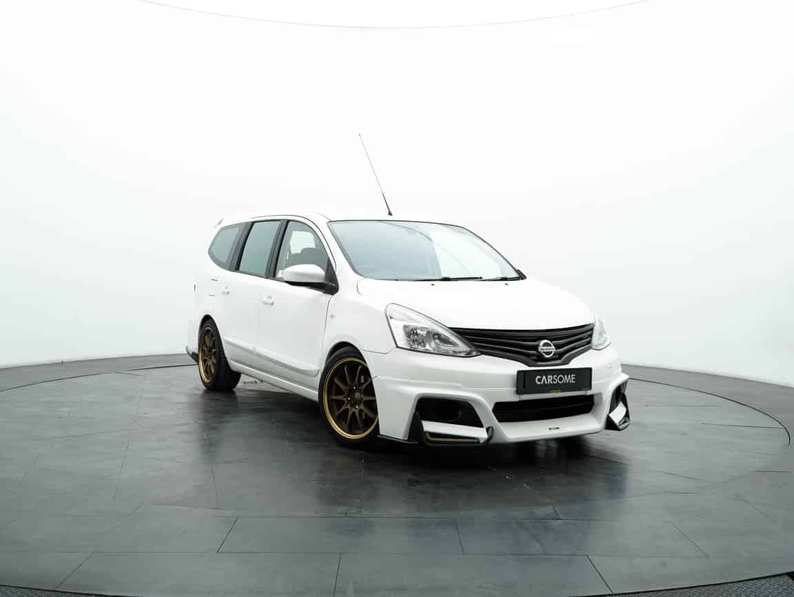 Nissan_Grand Livina_2018_Putih_B2C_CARSOME