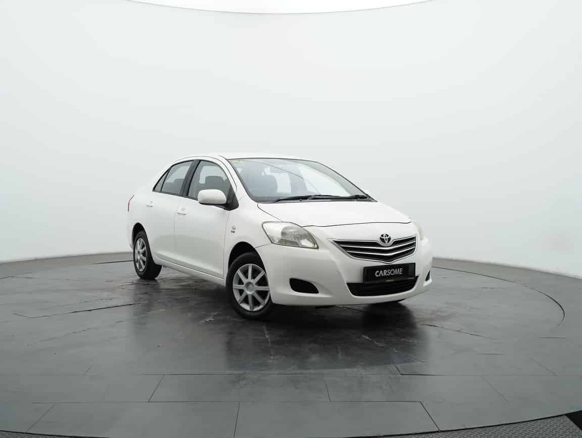 Toyota_Vios_2012_Putih_B2C_CARSOME