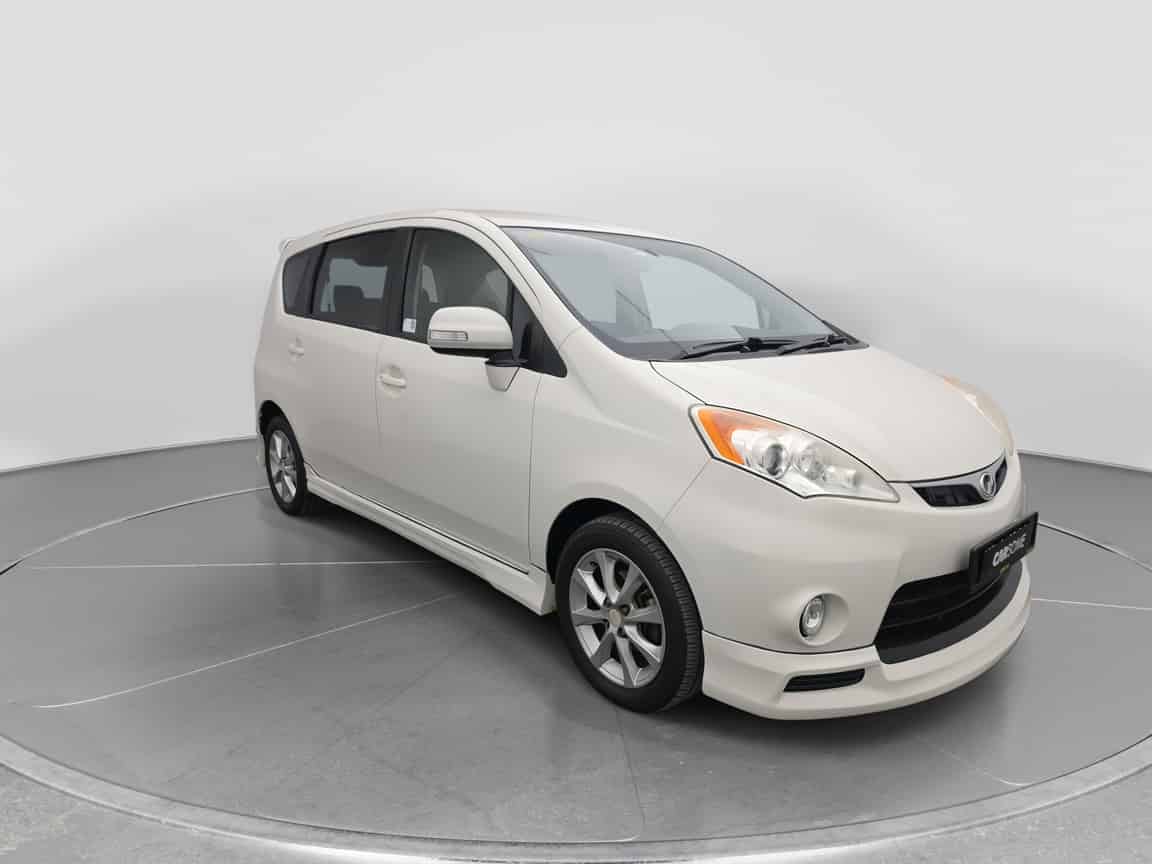Perodua_Alza_2012_White_B2C_CARSOME