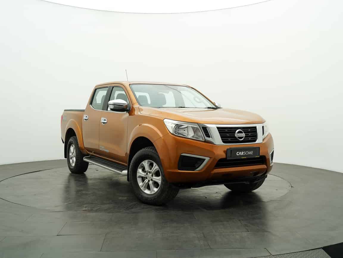 Nissan_Navara_2018_Orange_B2C_CARSOME