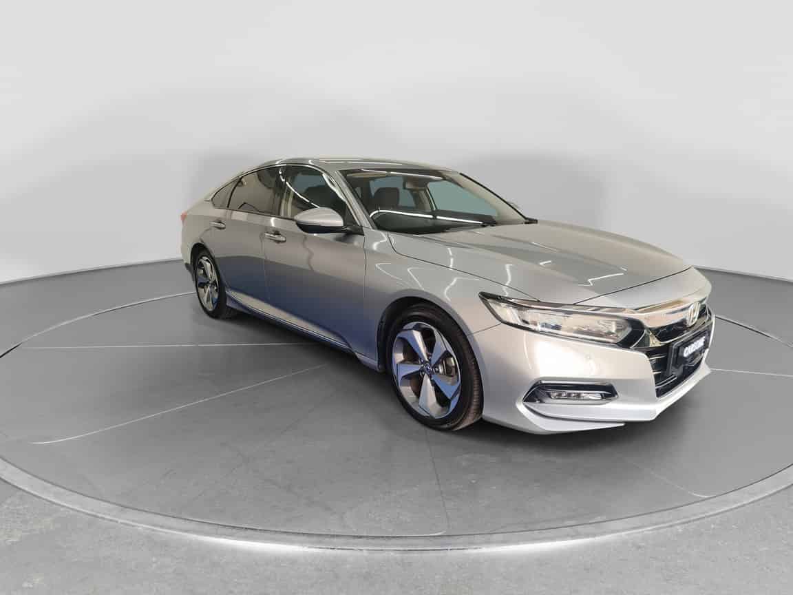 Honda_Accord_2023_Silver_B2C_CARSOME