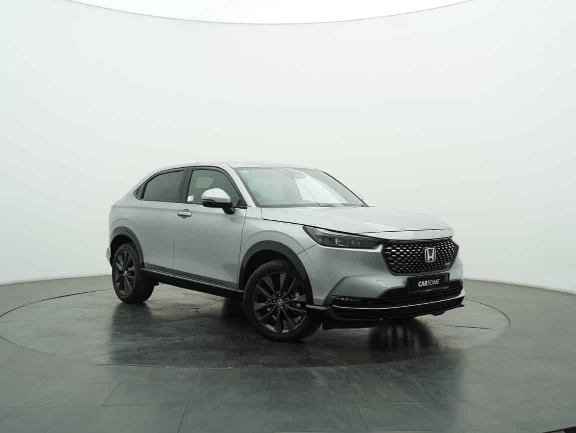 Honda_HR-V_2024_Silver_B2C_CARSOME