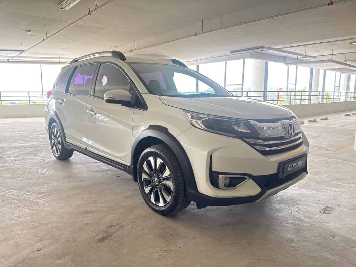 Honda_BR-V_2021_White_B2C_CARSOME