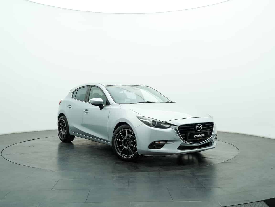 Mazda_3_2018_Silver_B2C_CARSOME