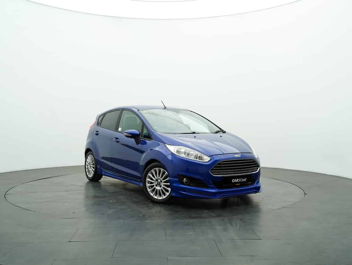 Ford_Fiesta_2014_Blue_B2C_CARSOME
