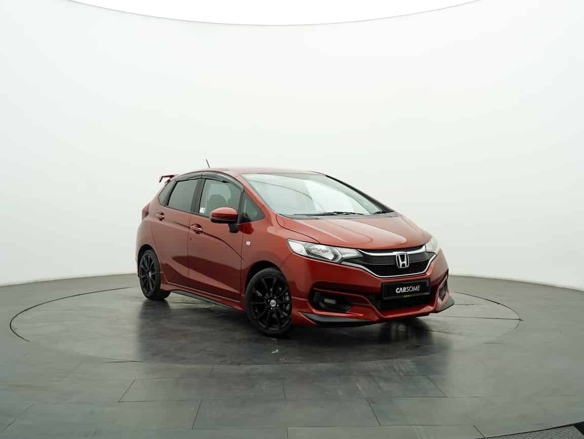 Honda_Jazz_2019_Red_B2C_CARSOME
