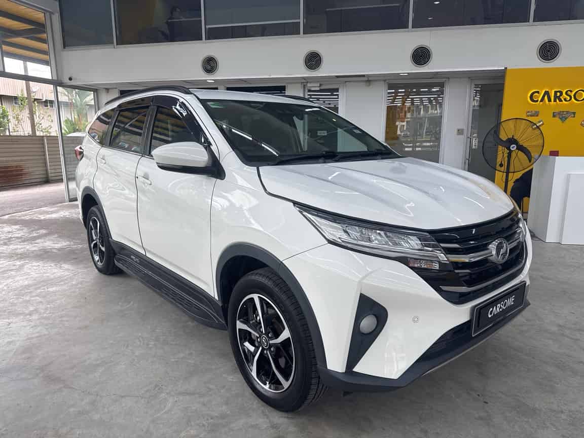Perodua_Aruz_2021_Putih_B2C_CARSOME