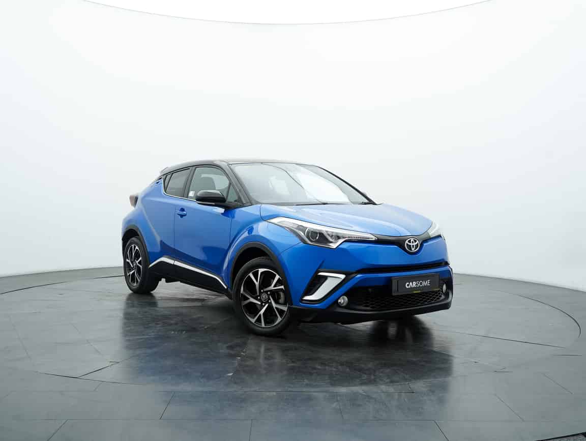 Toyota_C-HR_2019_Blue_B2C_CARSOME
