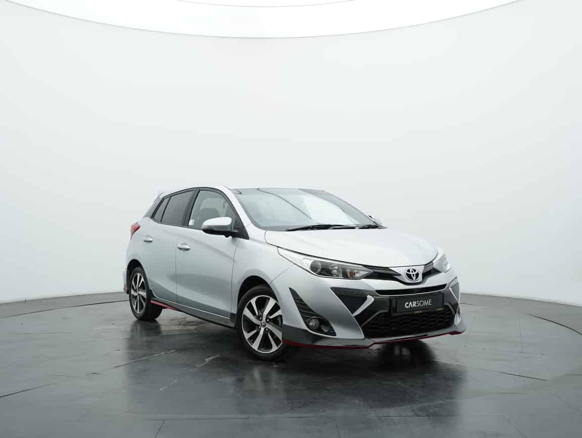 Toyota_Yaris_2019_Silver_B2C_CARSOME
