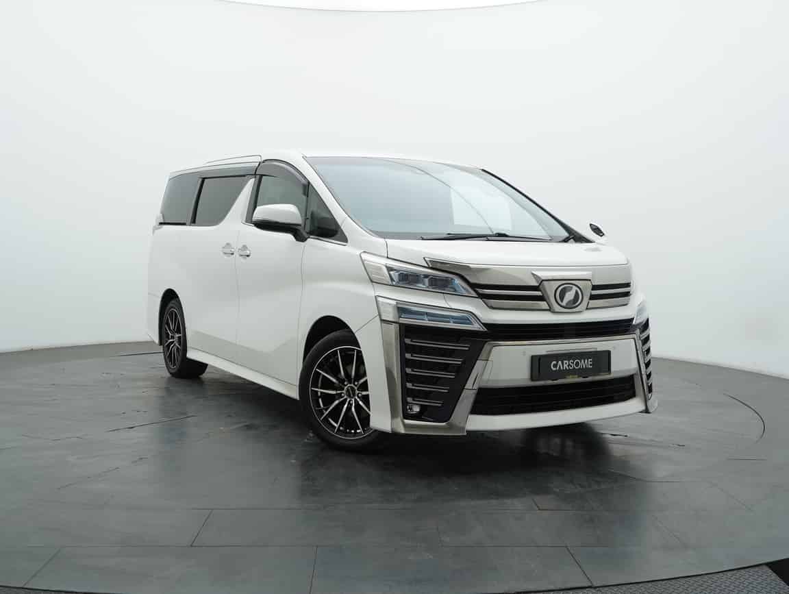Toyota_Vellfire_2019_White_B2C_CARSOME