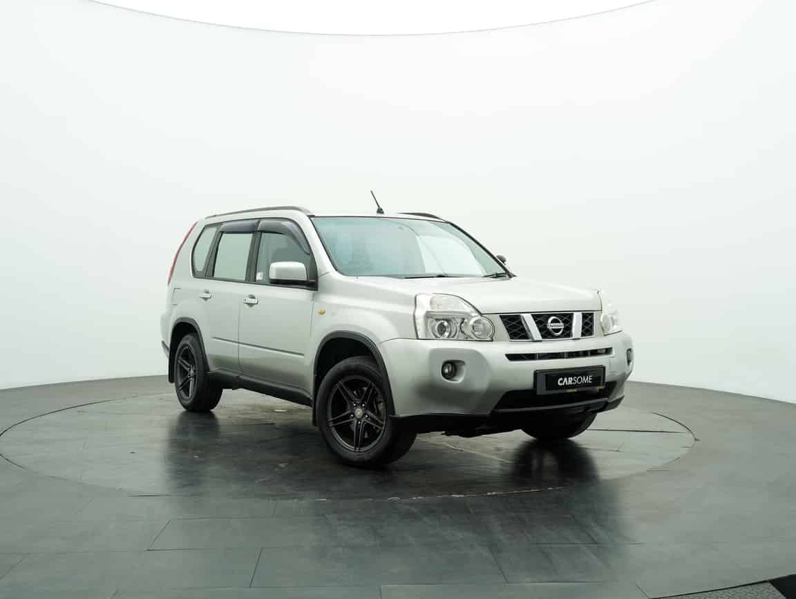 Nissan_X-Trail_2010_Silver_B2C_CARSOME