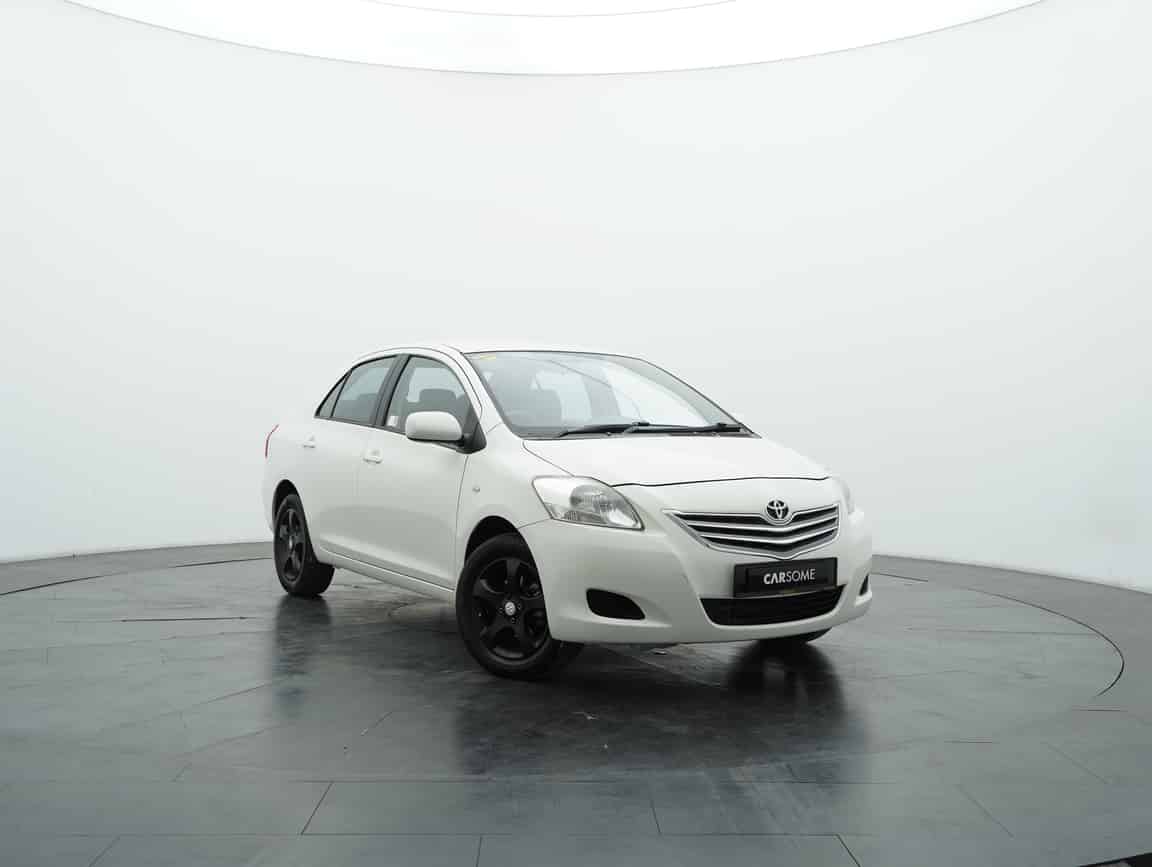 Toyota_Vios_2012_Putih_B2C_CARSOME