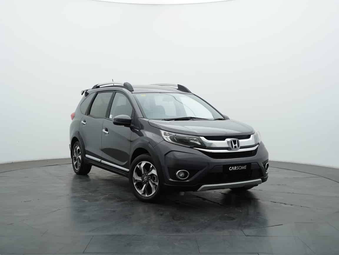 Honda_BR-V_2018_Gray_B2C_CARSOME