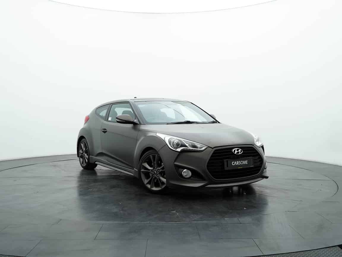 Hyundai_Veloster_2015_Gray_B2C_CARSOME