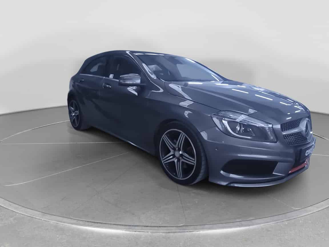 Mercedes-Benz_A250_2014_Gray_B2C_CARSOME