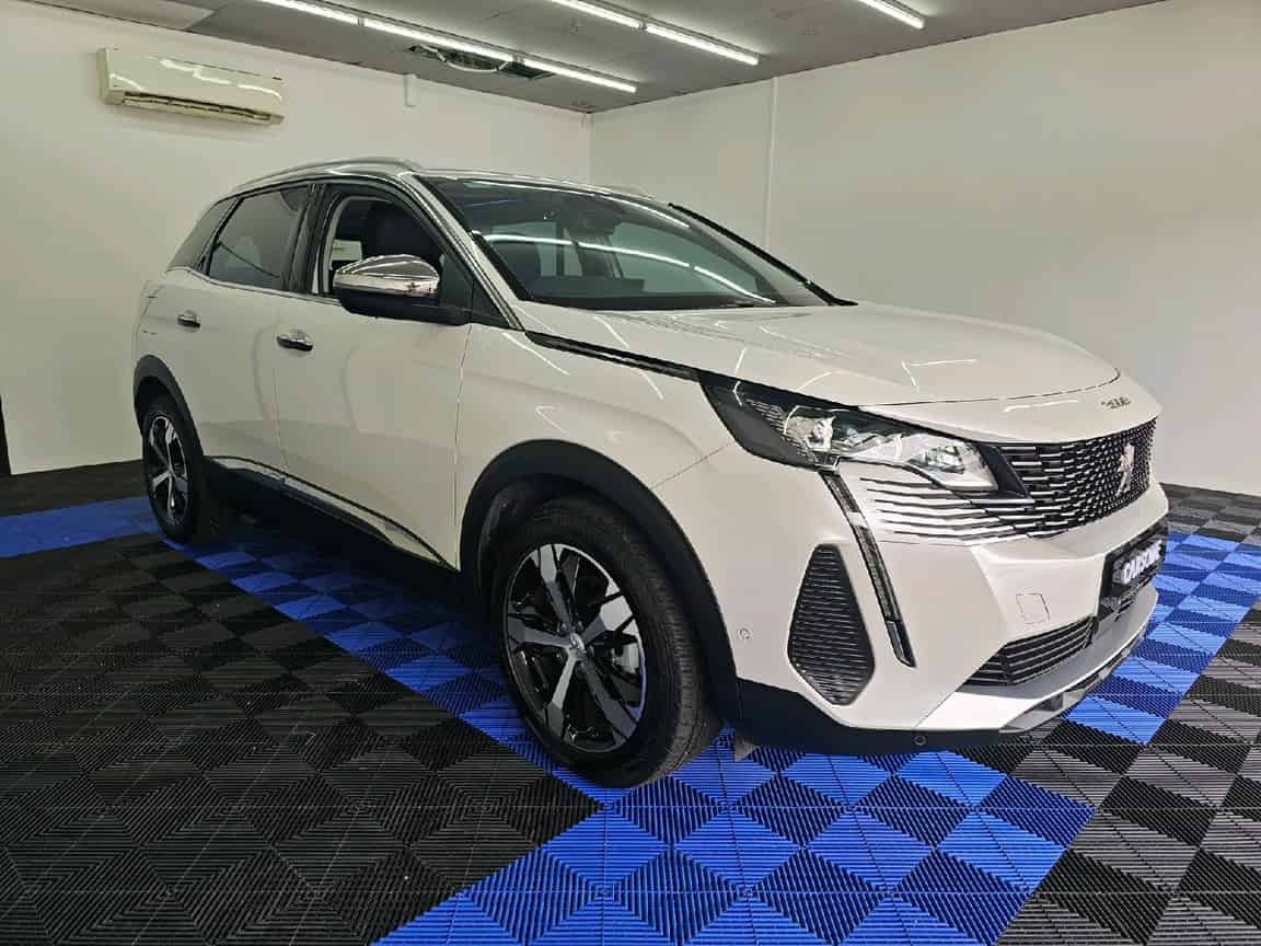 Peugeot_3008_2024_White_B2C_CARSOME