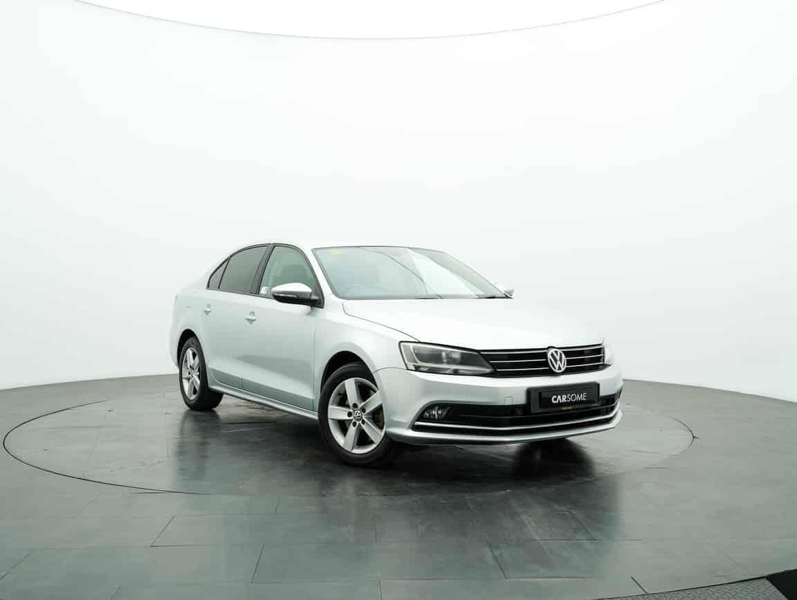 Volkswagen_Jetta_2016_Silver_B2C_CARSOME