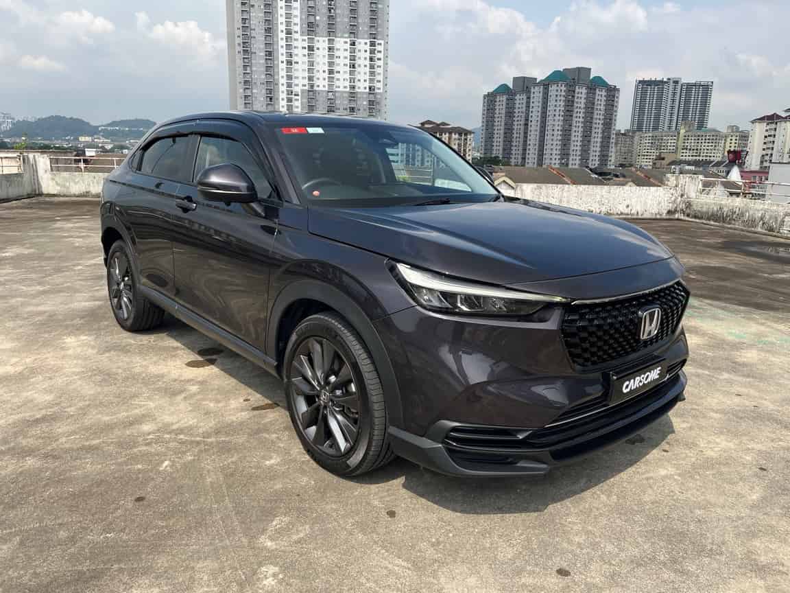 Honda_HR-V_2024_Gray_B2C_CARSOME