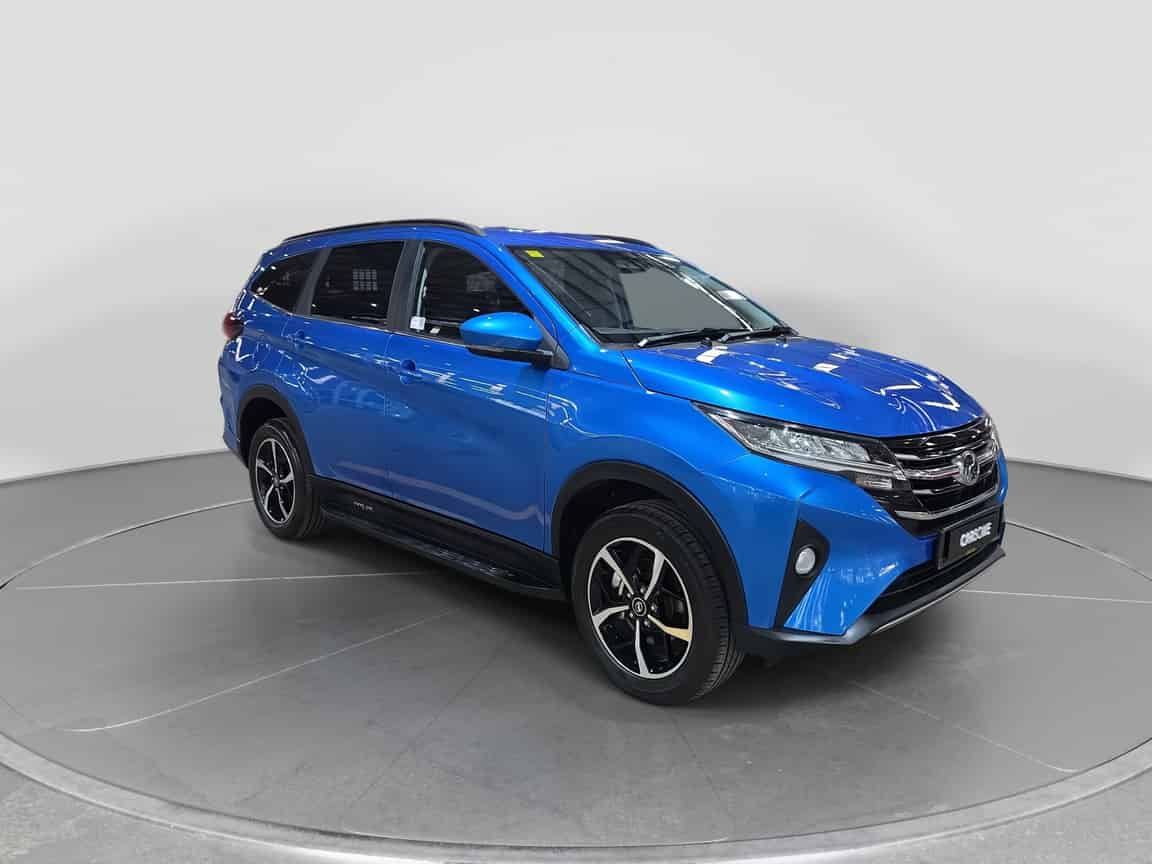 Perodua_Aruz_2023_Biru_B2C_CARSOME
