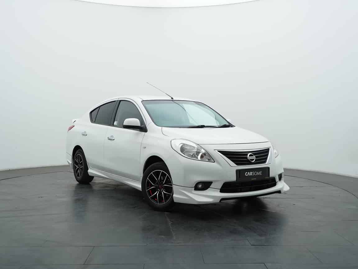 Nissan_Almera_2013_White_B2C_CARSOME