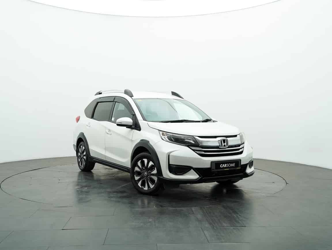 Honda_BR-V_2020_White_B2C_CARSOME