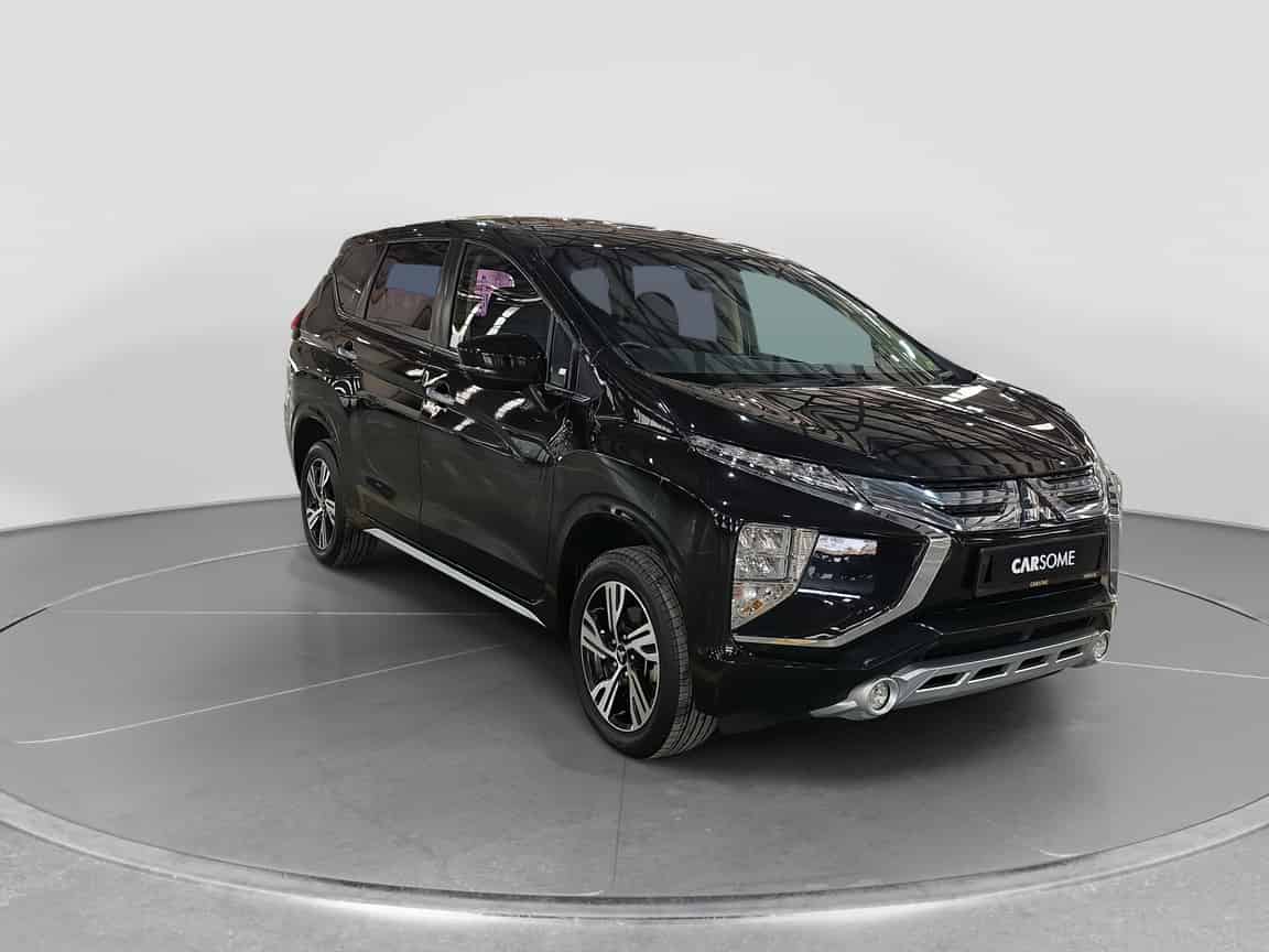 Mitsubishi_Xpander_2022_Hitam_B2C_CARSOME