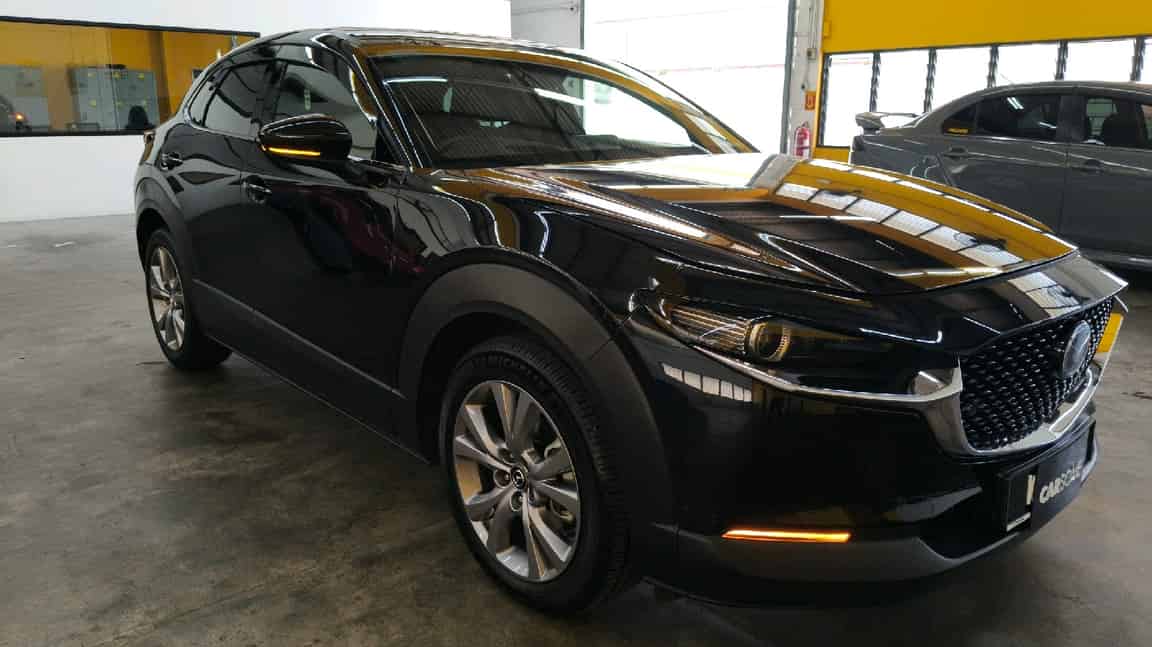 Mazda_CX-30_2023_Hitam_B2C_CARSOME