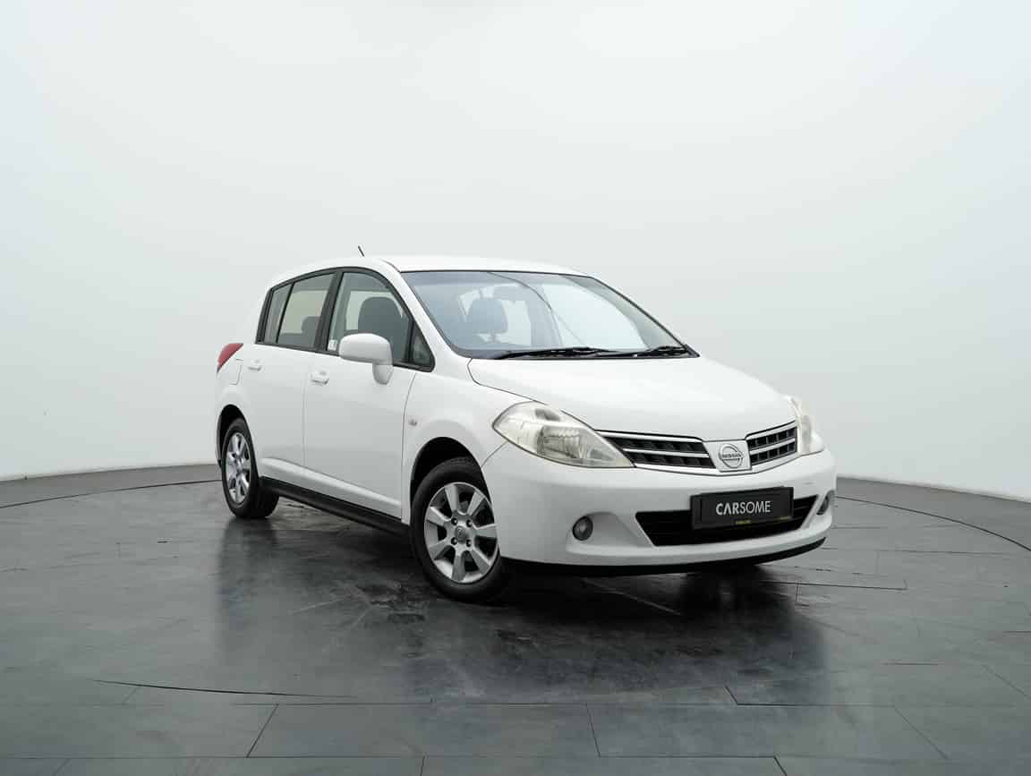 Nissan_Latio_2012_White_B2C_CARSOME
