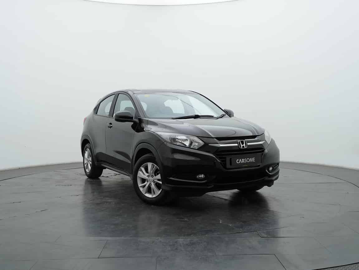 Honda_HR-V_2015_Black_B2C_CARSOME
