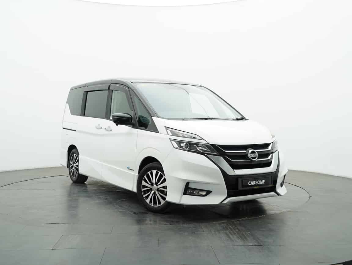 Nissan_Serena_2022_Putih_B2C_CARSOME