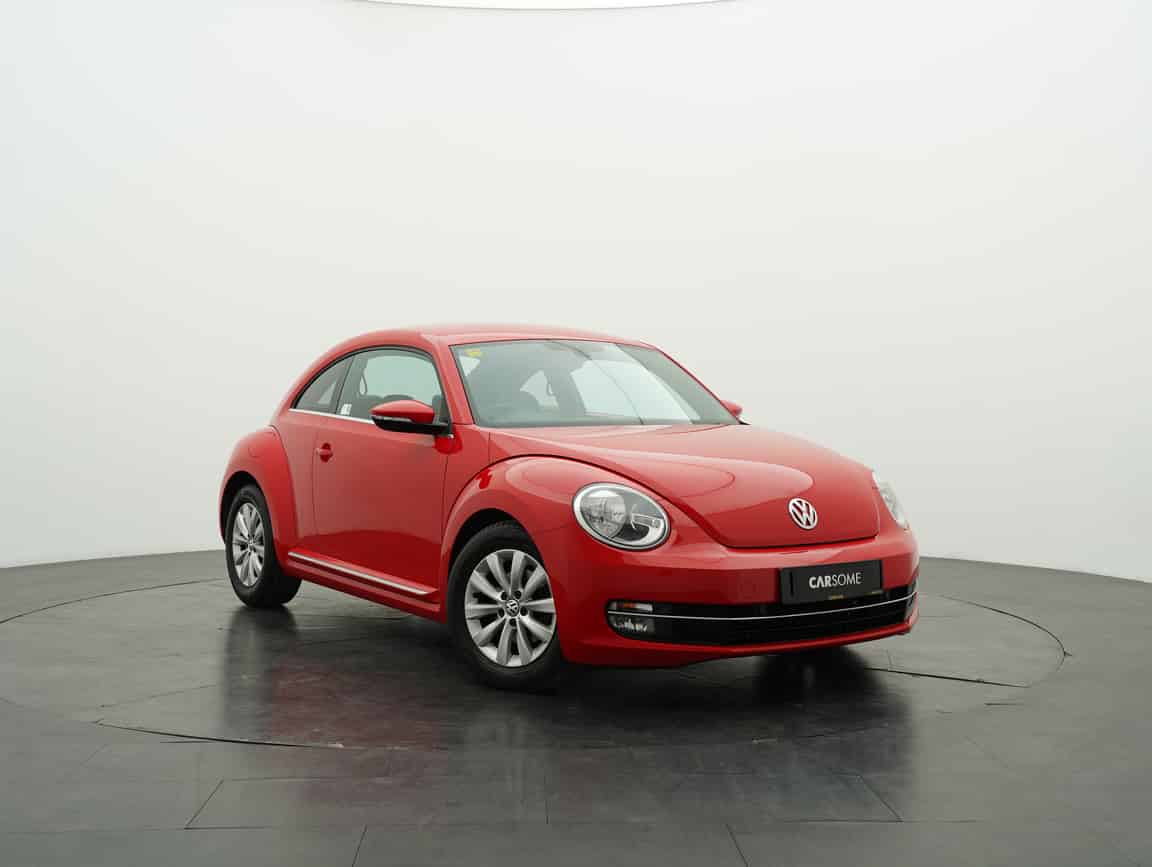 Volkswagen_Beetle_2013_Red_B2C_CARSOME