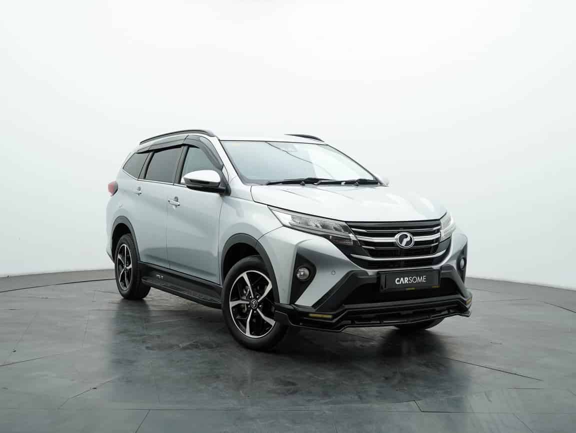 Perodua_Aruz_2022_Silver_B2C_CARSOME