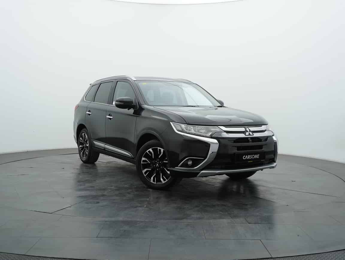 Mitsubishi_Outlander_2018_Black_B2C_CARSOME