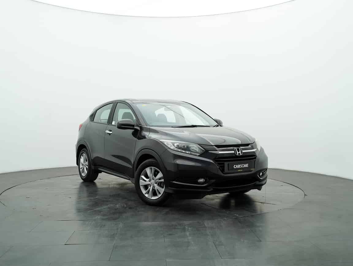 Honda_HR-V_2015_Gray_B2C_CARSOME