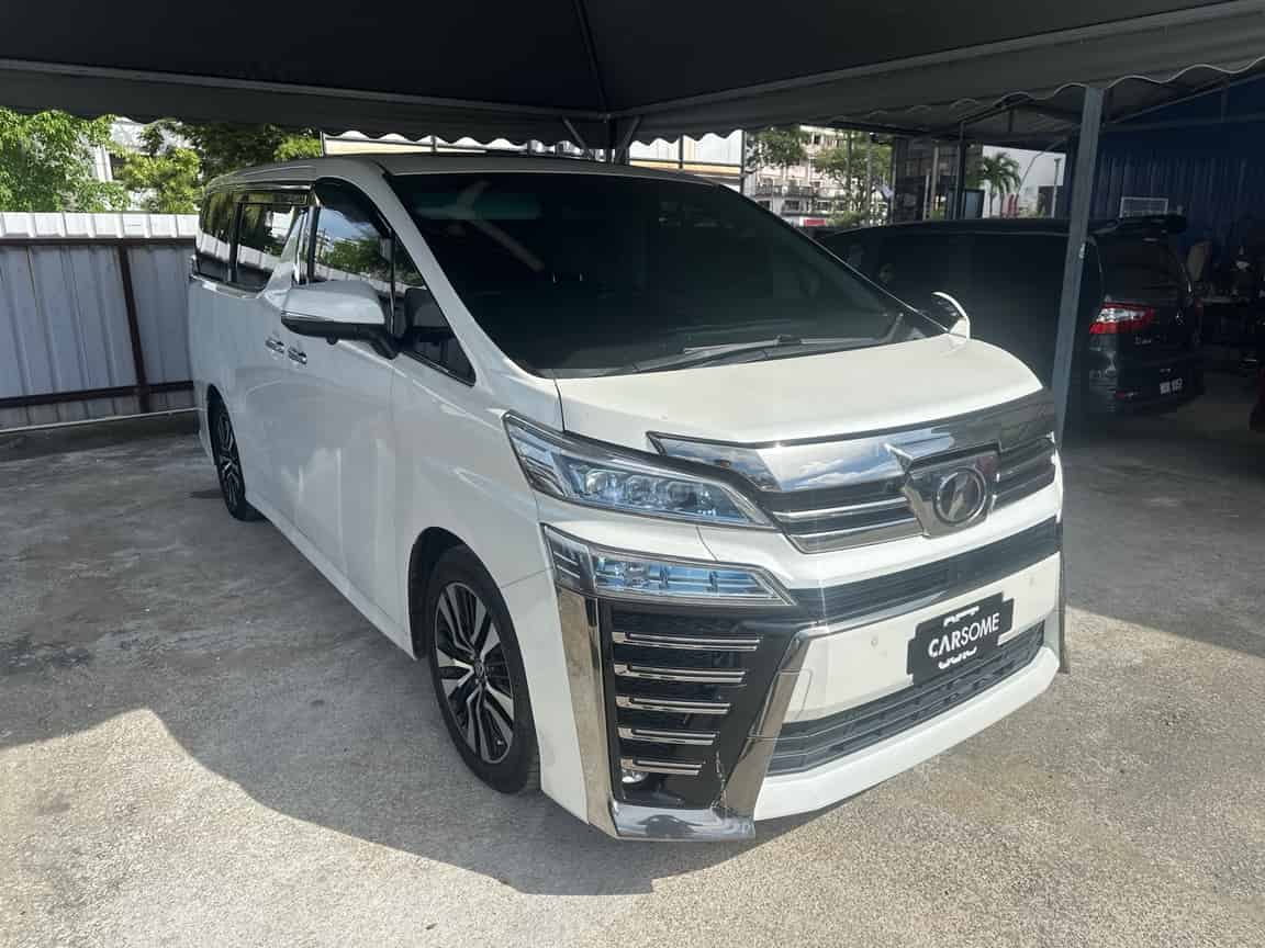Toyota_Vellfire_2019_White_B2C_CARSOME
