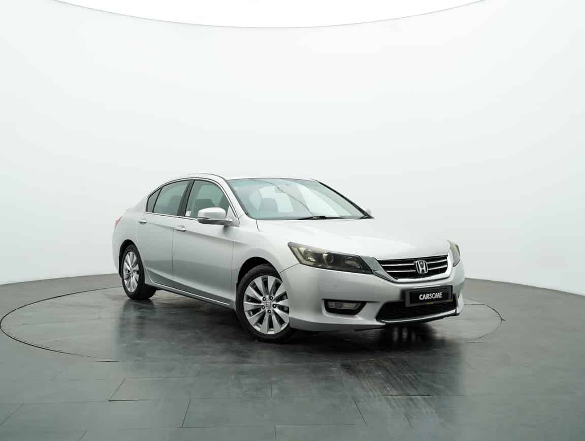 Honda_Accord_2013_Perak_B2C_CARSOME