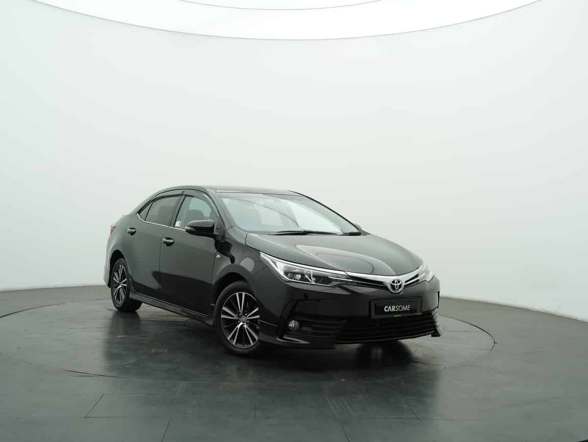 Toyota_Corolla Altis_2017_Brown_B2C_CARSOME