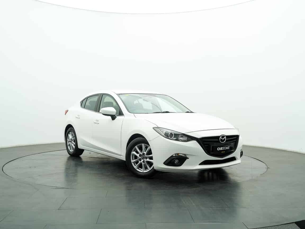 Mazda_3_2016_White_B2C_CARSOME