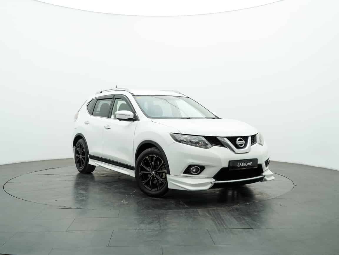 Nissan_X-Trail_2016_White_B2C_CARSOME