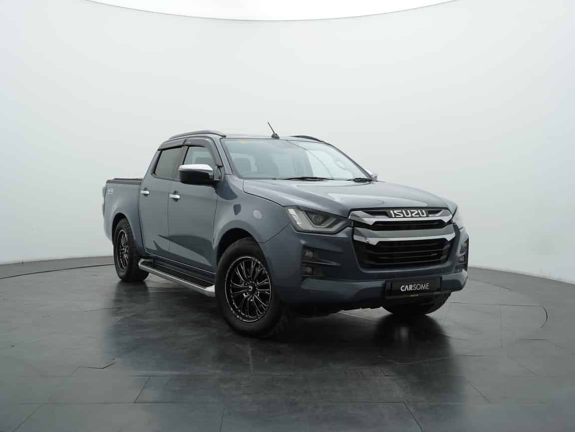 Isuzu_D-Max_2023_Gray_B2C_CARSOME