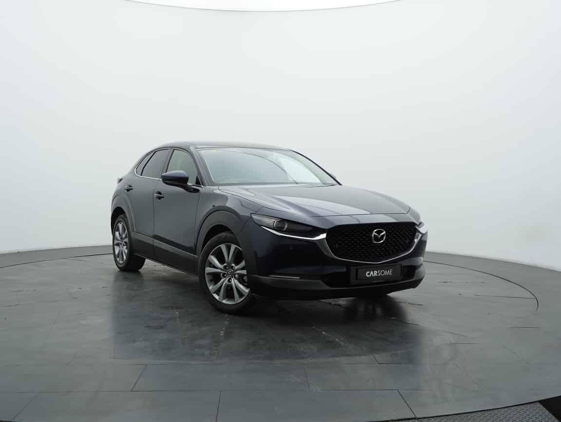 Mazda_CX-30_2023_Biru_B2C_CARSOME