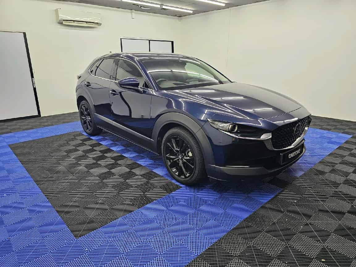 Mazda_CX-30_2024_Biru_B2C_CARSOME