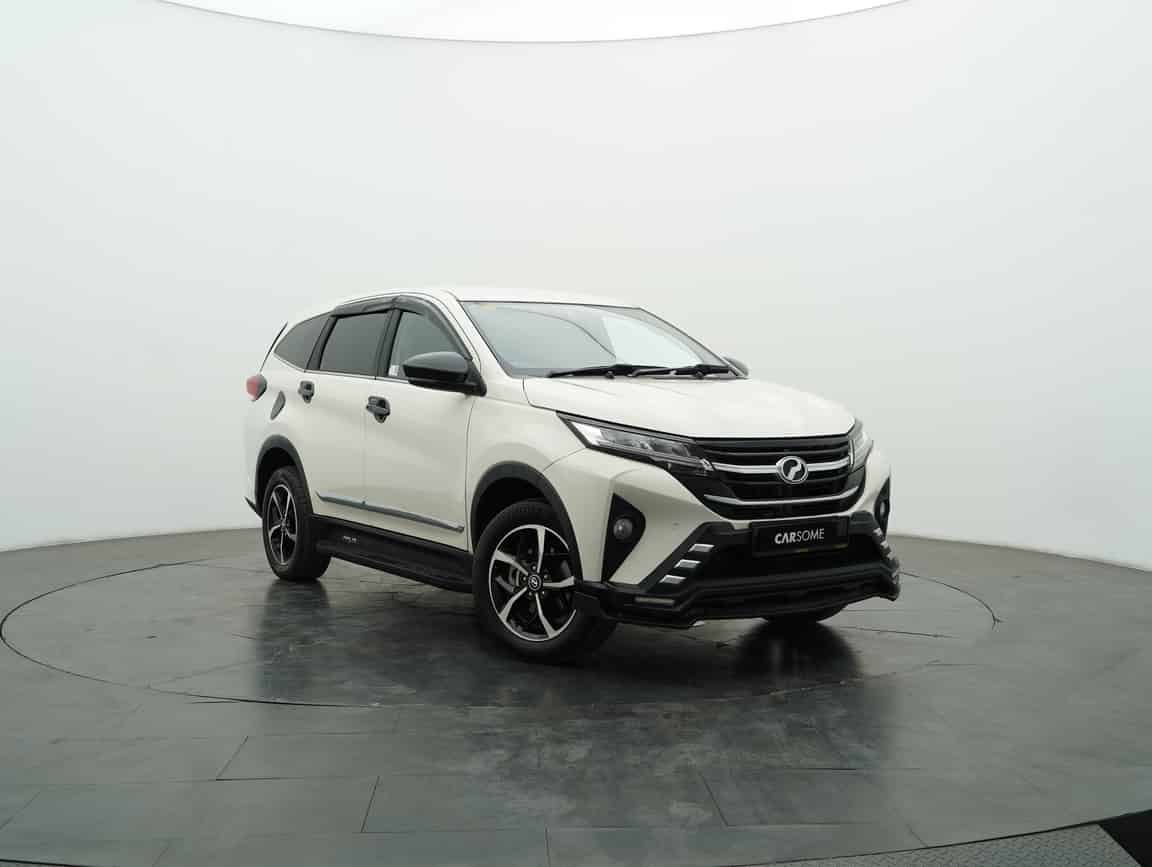 Perodua_Aruz_2022_White_B2C_CARSOME